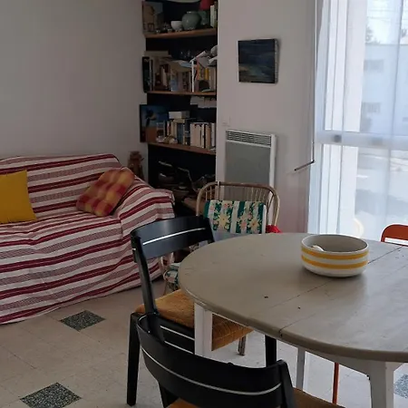 2 Pièces Vue *